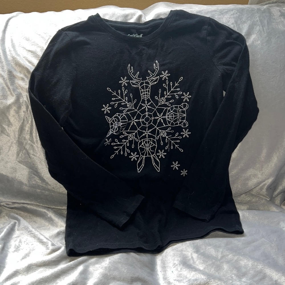 Black reindeer shirt silver reindeer, 10/12 girls, long sleeve tee-nice ⭐️